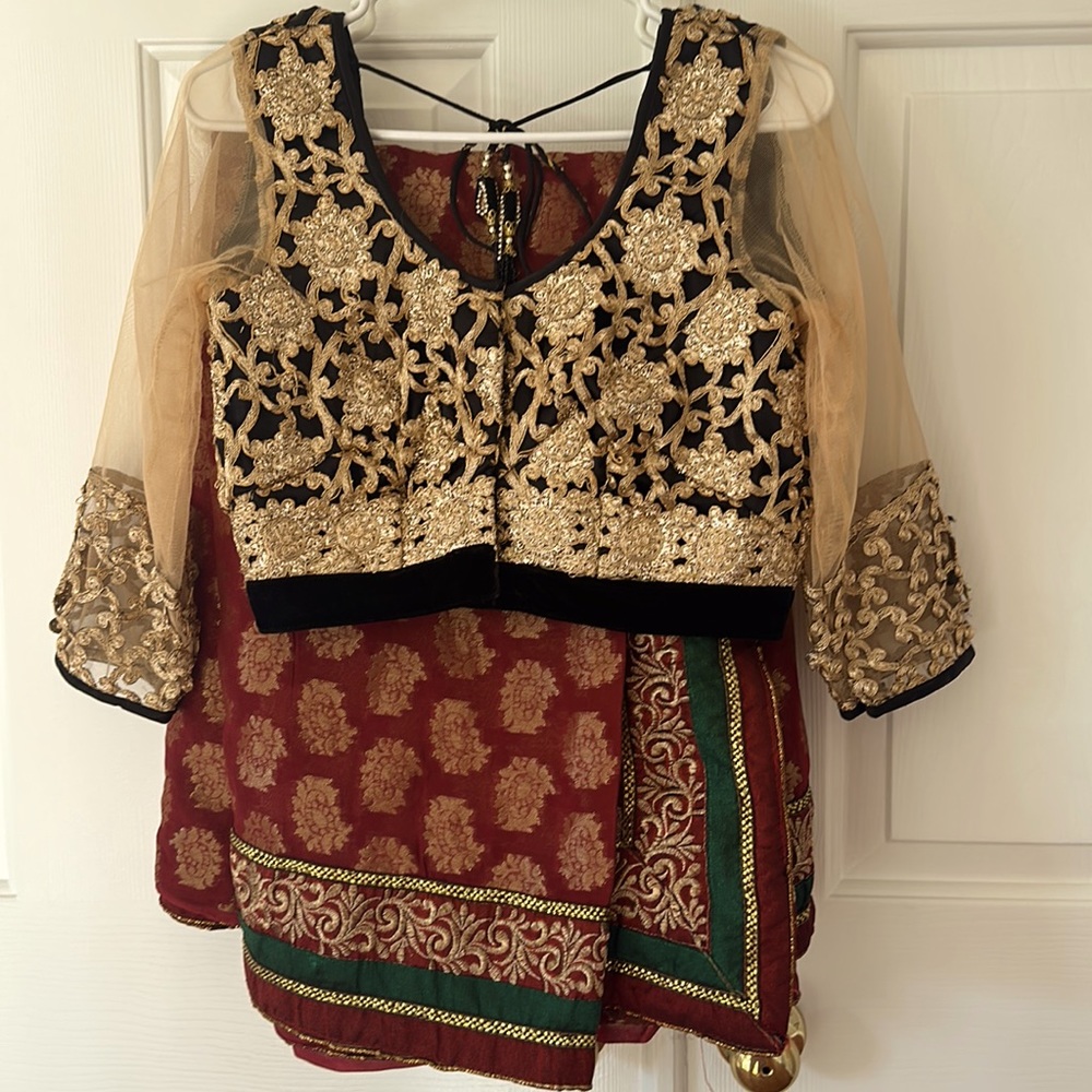 Saree set with blouse.